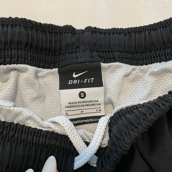 Nike Dri-Fit Athletic Shorts - Picture 2 of 3